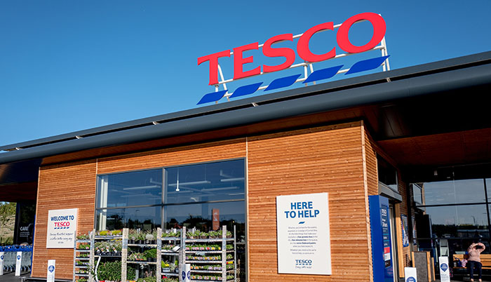 350,000 signatures demand Tesco improves the welfare of its meat chickens