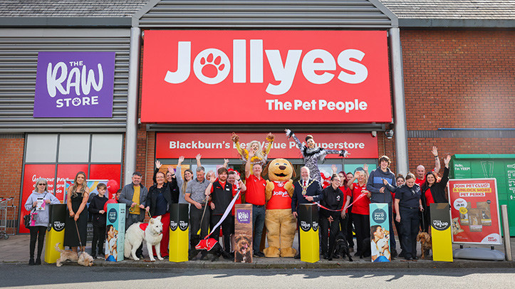 Jollyes opens store in Blackburn