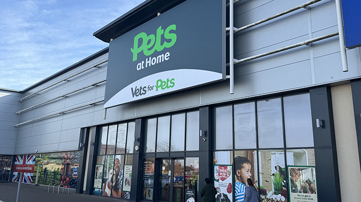 Pets at Home looks to streamlines store management and places 2,500 roles into consultation